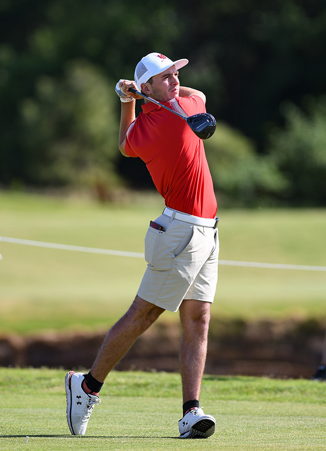 La Federación Navarra de Golf distingue a Javier Barcos